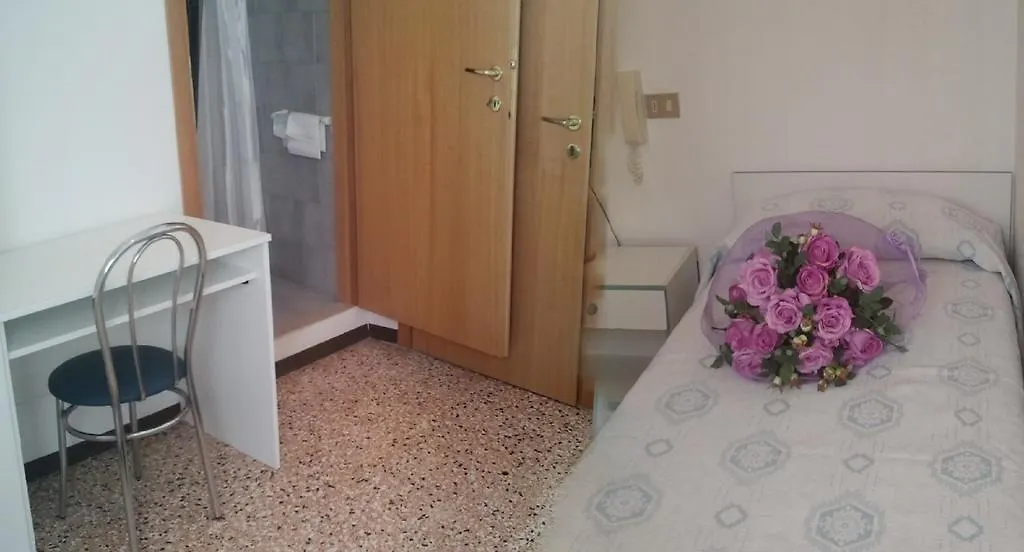 ** Hotel Villa Garda Lido di Jesolo Italy
